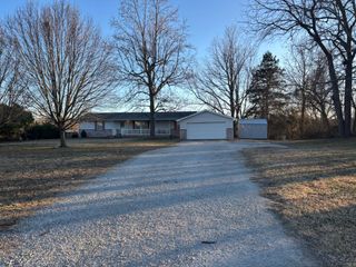 4130 E Zora Street, Webb City, MO 64870