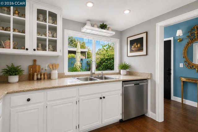 4420 Eagle Peak Rd B, Concord, CA 94521