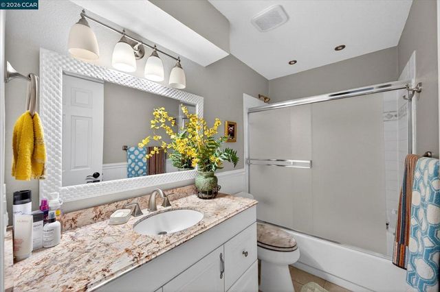 4420 Eagle Peak Rd B, Concord, CA 94521