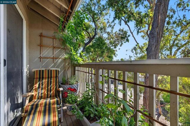 4420 Eagle Peak Rd B, Concord, CA 94521