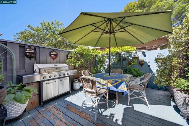 4420 Eagle Peak Rd B, Concord, CA 94521