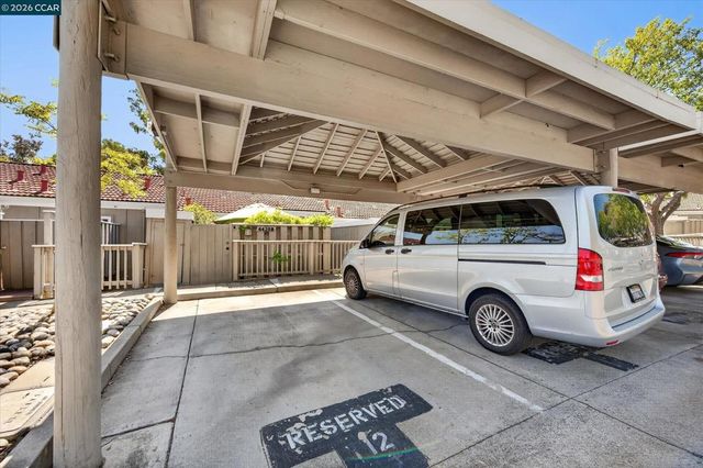 4420 Eagle Peak Rd B, Concord, CA 94521