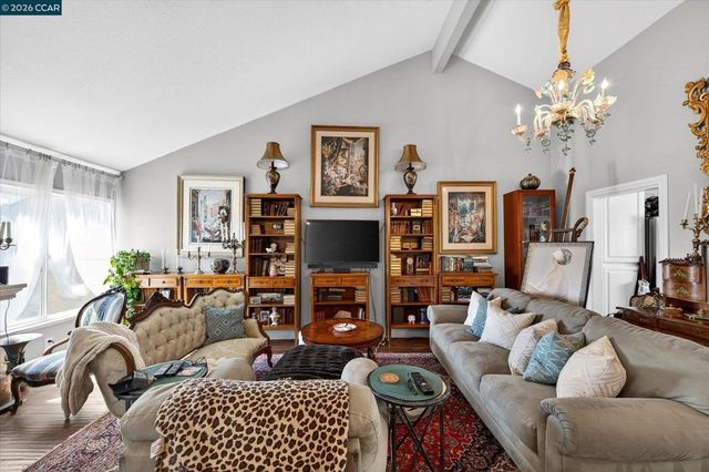 4420 Eagle Peak Rd B, Concord, CA 94521