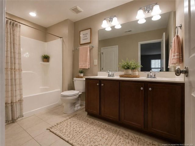 743 Shoals Lake Drive, Fuquay Varina, NC 27526