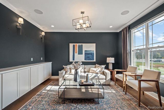 13732 EAGLES WAY Drive, Shelby Charter Township, MI 48315