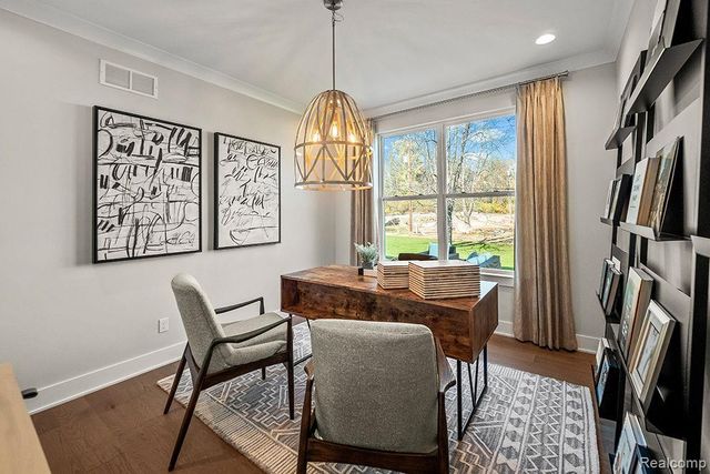 13732 EAGLES WAY Drive, Shelby Charter Township, MI 48315