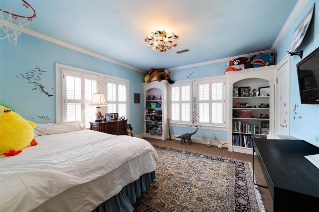 2320 Wroxton Road, Houston, TX 77005