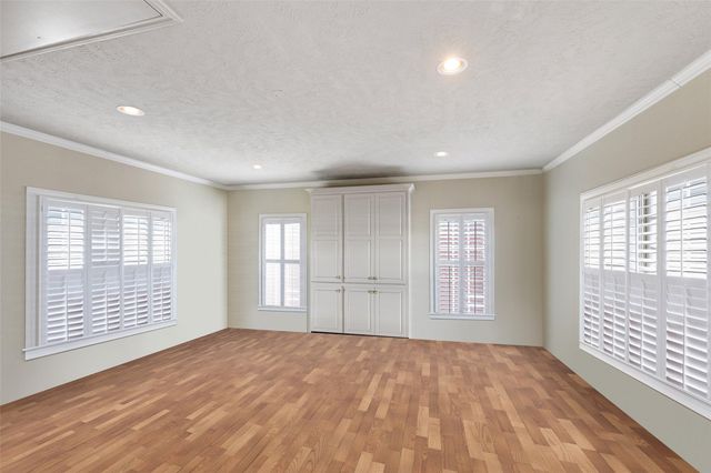 2320 Wroxton Road, Houston, TX 77005