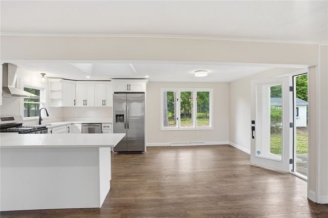 9 Apple Blossom Lane, Coventry, RI 02816