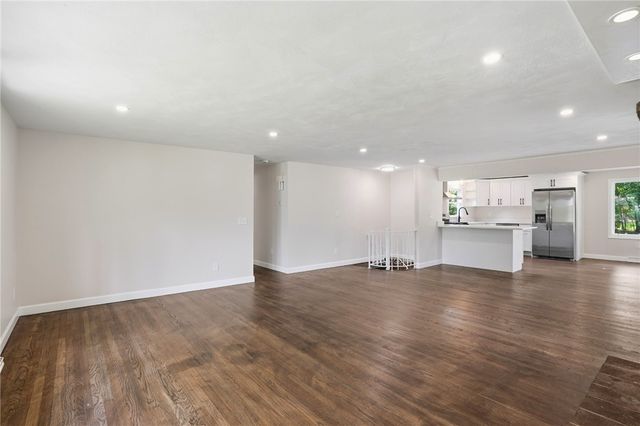 9 Apple Blossom Lane, Coventry, RI 02816