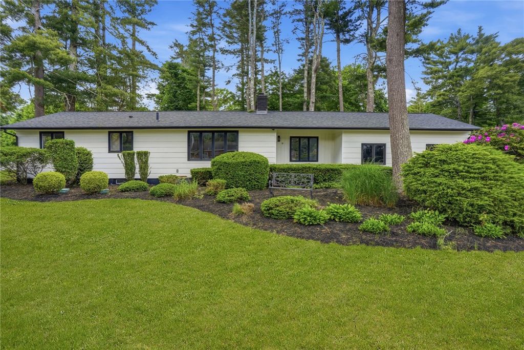 9 Apple Blossom Lane, Coventry, RI 02816