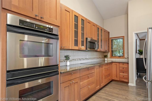 7498 Quail Ridge Drive, Dexter, MI 48130