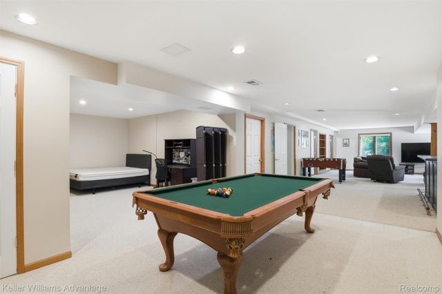 7498 Quail Ridge Drive, Dexter, MI 48130