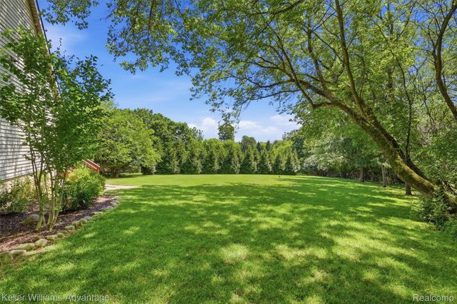 7498 Quail Ridge Drive, Dexter, MI 48130