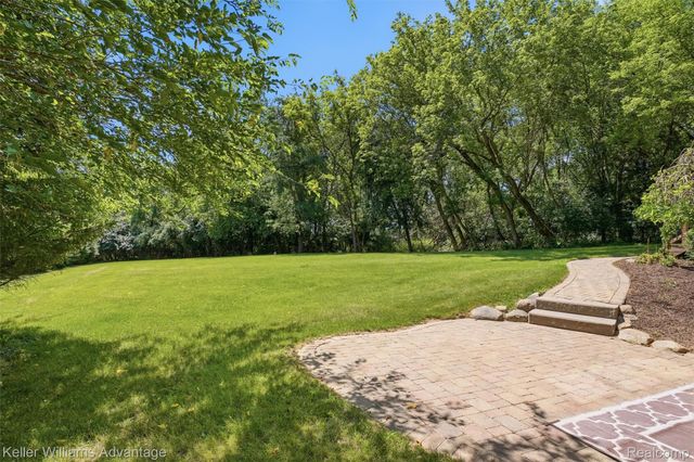 7498 Quail Ridge Drive, Dexter, MI 48130