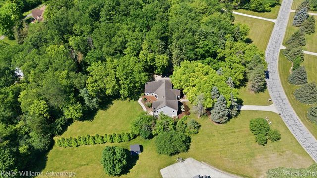 7498 Quail Ridge Drive, Dexter, MI 48130
