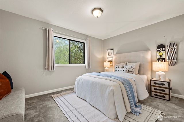 1228 NE Brockman Place, Seattle, WA 98125