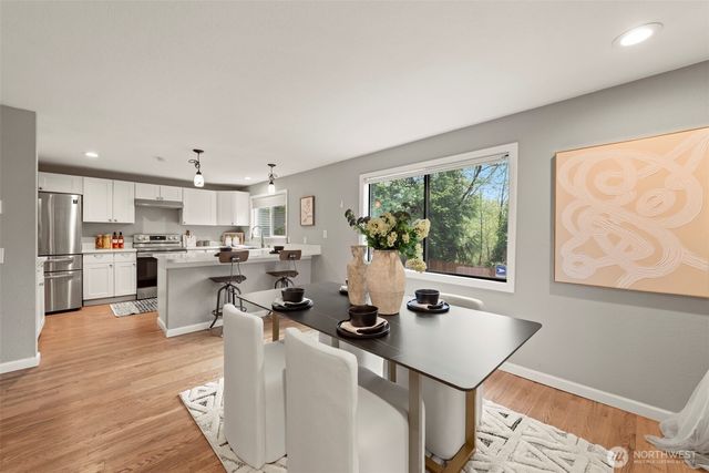 1228 NE Brockman Place, Seattle, WA 98125