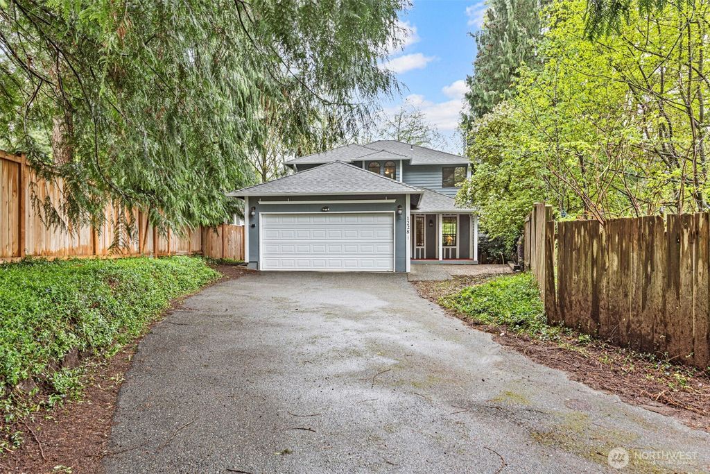 1228 NE Brockman Place, Seattle, WA 98125
