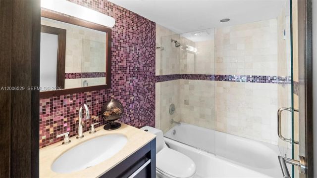 1900 Sunset Harbour Dr 2008, Miami Beach, FL 33139