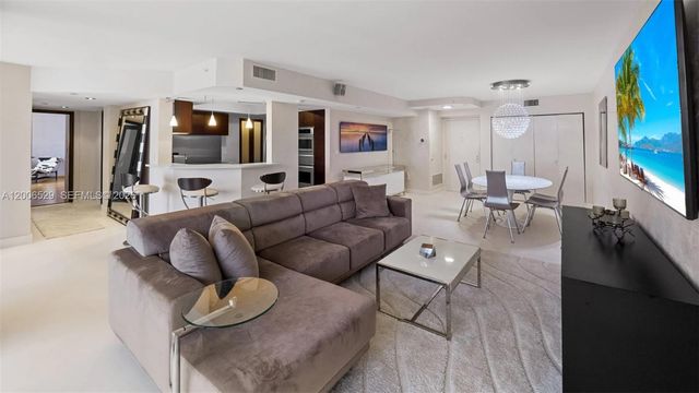 1900 Sunset Harbour Dr 2008, Miami Beach, FL 33139