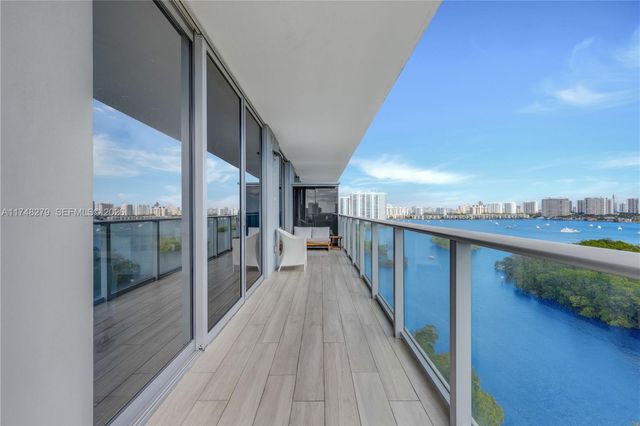 16385 Biscayne Boulevard 1221, North Miami Beach, FL 33160