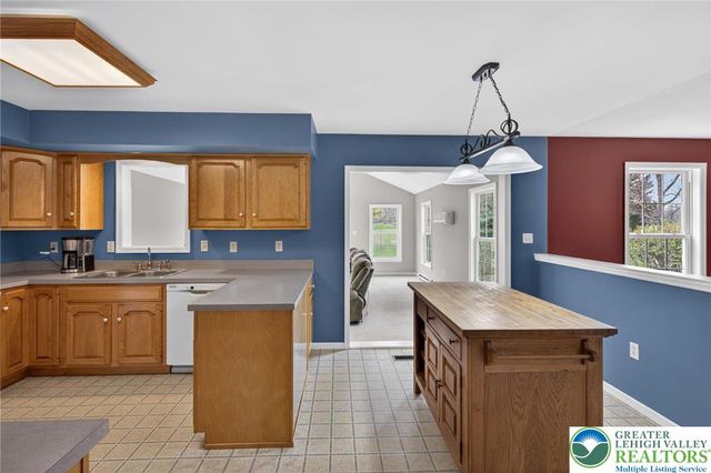 1555 Kumry Road, Milford Twp, PA 18951