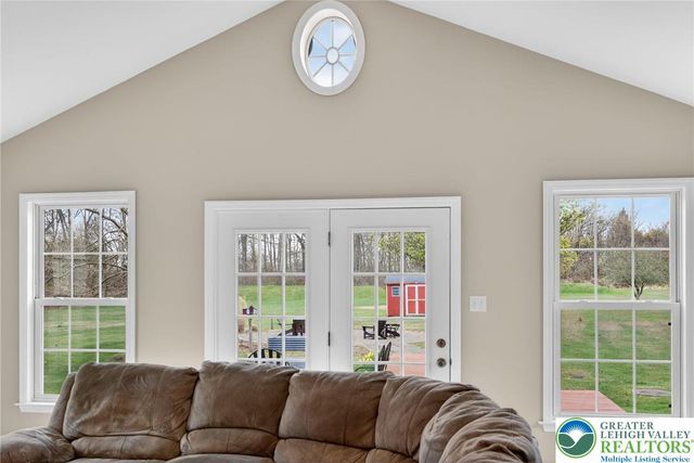1555 Kumry Road, Milford Twp, PA 18951