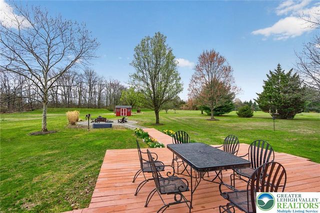 1555 Kumry Road, Milford Twp, PA 18951