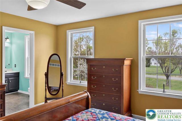 1555 Kumry Road, Milford Twp, PA 18951