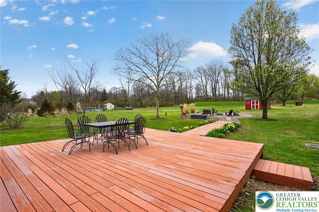 1555 Kumry Road, Milford Twp, PA 18951
