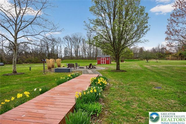 1555 Kumry Road, Milford Twp, PA 18951
