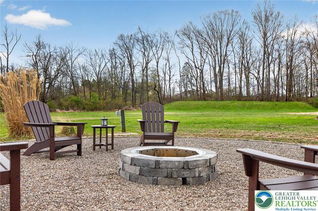 1555 Kumry Road, Milford Twp, PA 18951