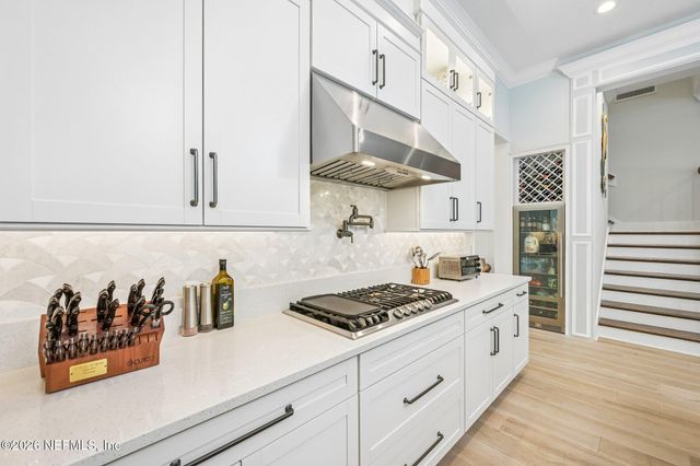 375 SEAGROVE Drive, Ponte Vedra, FL 32081