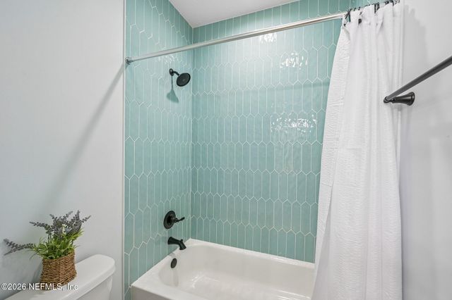 375 SEAGROVE Drive, Ponte Vedra, FL 32081
