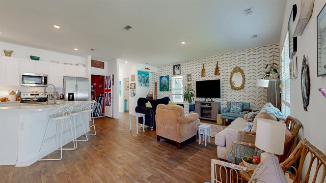 21 Hulett Woods Rd, Palm Coast, FL 32137