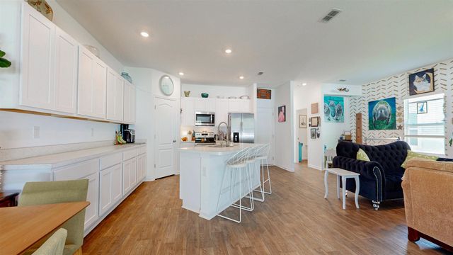 21 Hulett Woods Rd, Palm Coast, FL 32137