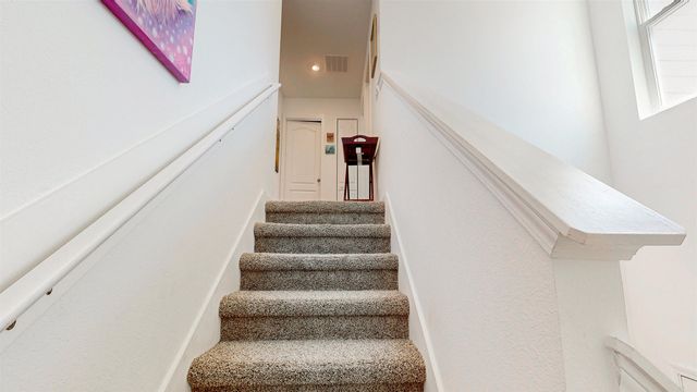 21 Hulett Woods Rd, Palm Coast, FL 32137