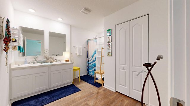 21 Hulett Woods Rd, Palm Coast, FL 32137