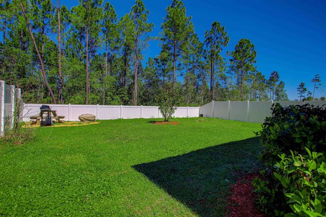 21 Hulett Woods Rd, Palm Coast, FL 32137