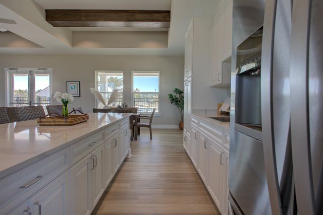 21 Hulett Woods Rd, Palm Coast, FL 32137