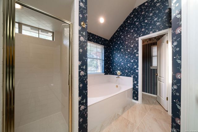 3017 Greenshire Dr, Schertz, TX 78154