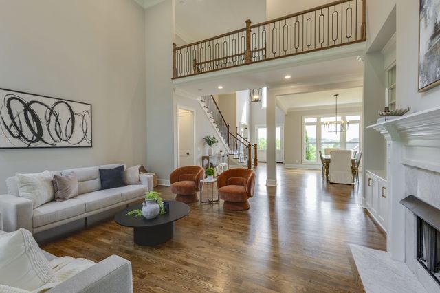 9266 Chevoit Dr, Brentwood, TN 37027