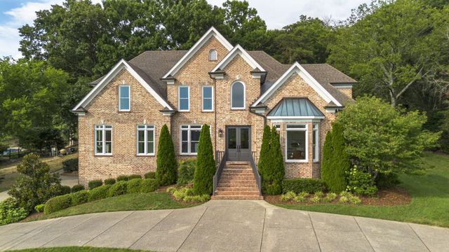 9266 Chevoit Dr, Brentwood, TN 37027