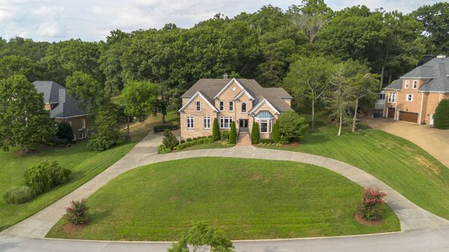 9266 Chevoit Dr, Brentwood, TN 37027