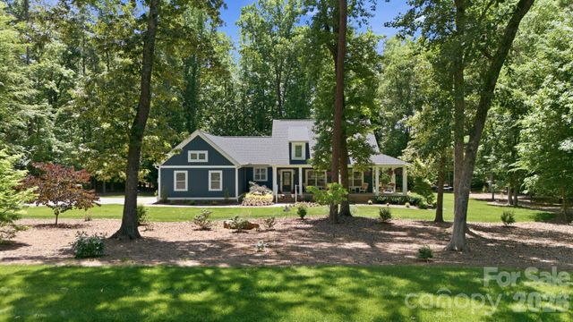 203 Spinnaker Court 104, Lexington, NC 27292