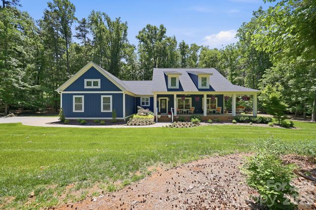 203 Spinnaker Court 104, Lexington, NC 27292