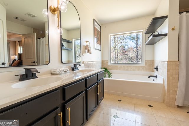 3482 Willow Meadow Lane, Douglasville, GA 30135