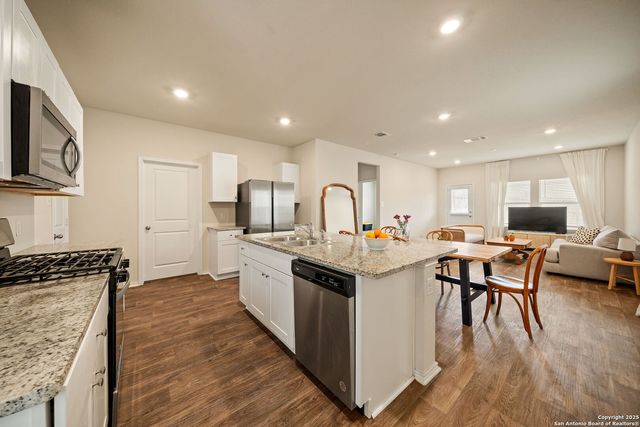 6522 Bleak Hills Blvd, San Antonio, TX 78252