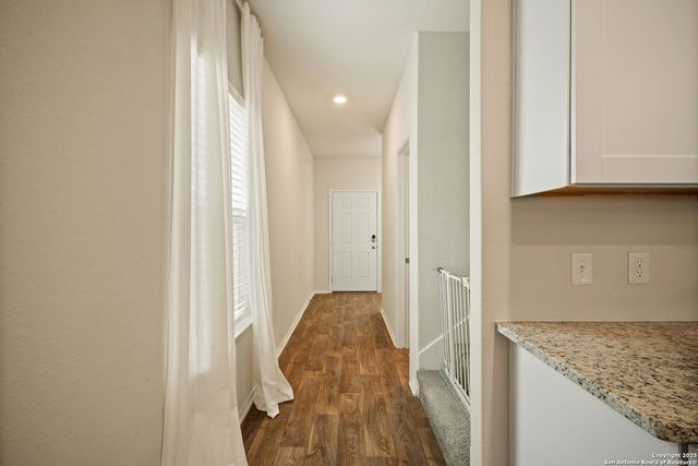 6522 Bleak Hills Blvd, San Antonio, TX 78252